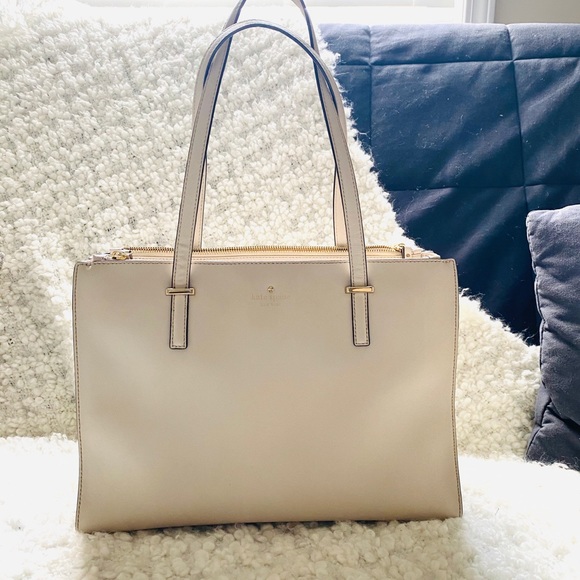 Kate Spade NY Reena Carlotte Street - Picture 4 of 11